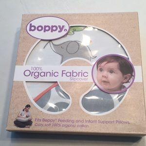 Slipcover for Boppy feedn  n infant support pillow